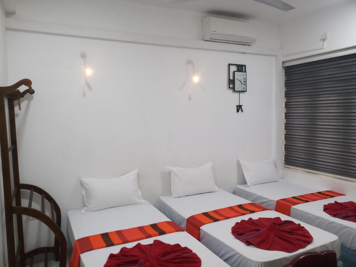 Wish Residence Seaside, Near Durdans & Vasan Eye Care Hospital, Colombo 3 מראה חיצוני תמונה